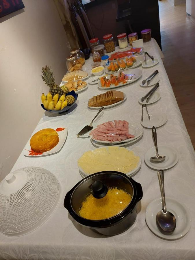 Inn Atalaia *